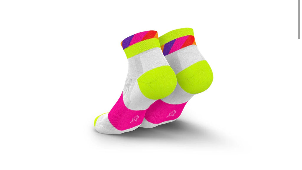 INCYLENCE ULTRALIGHT STRIDES SHORT WHITE CANARY