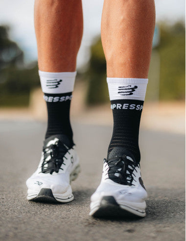 Mid Compression Socks V2.0 - Black/White